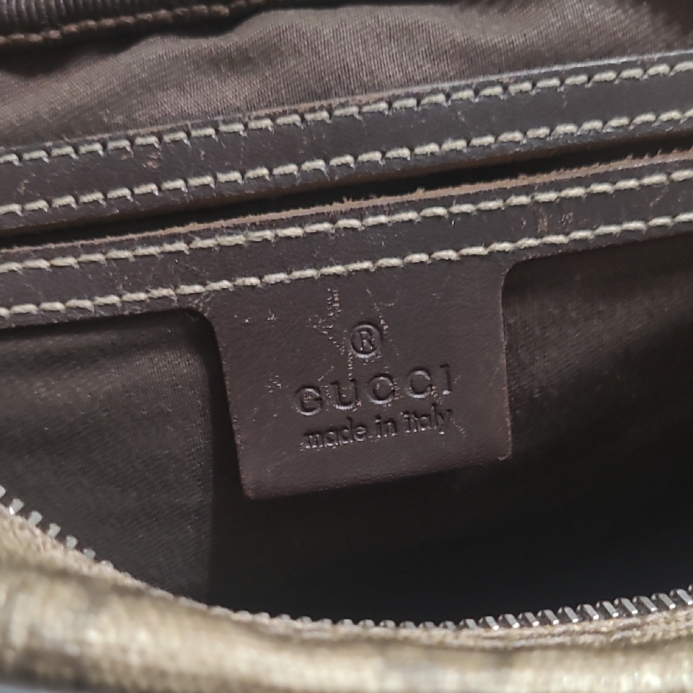 Gucci Brown Monogram Crossbody Bag - Picture 9 of 12